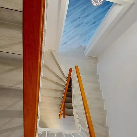 Guest house Casa Elenis 3*