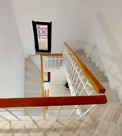 Casa Elenis 3*
